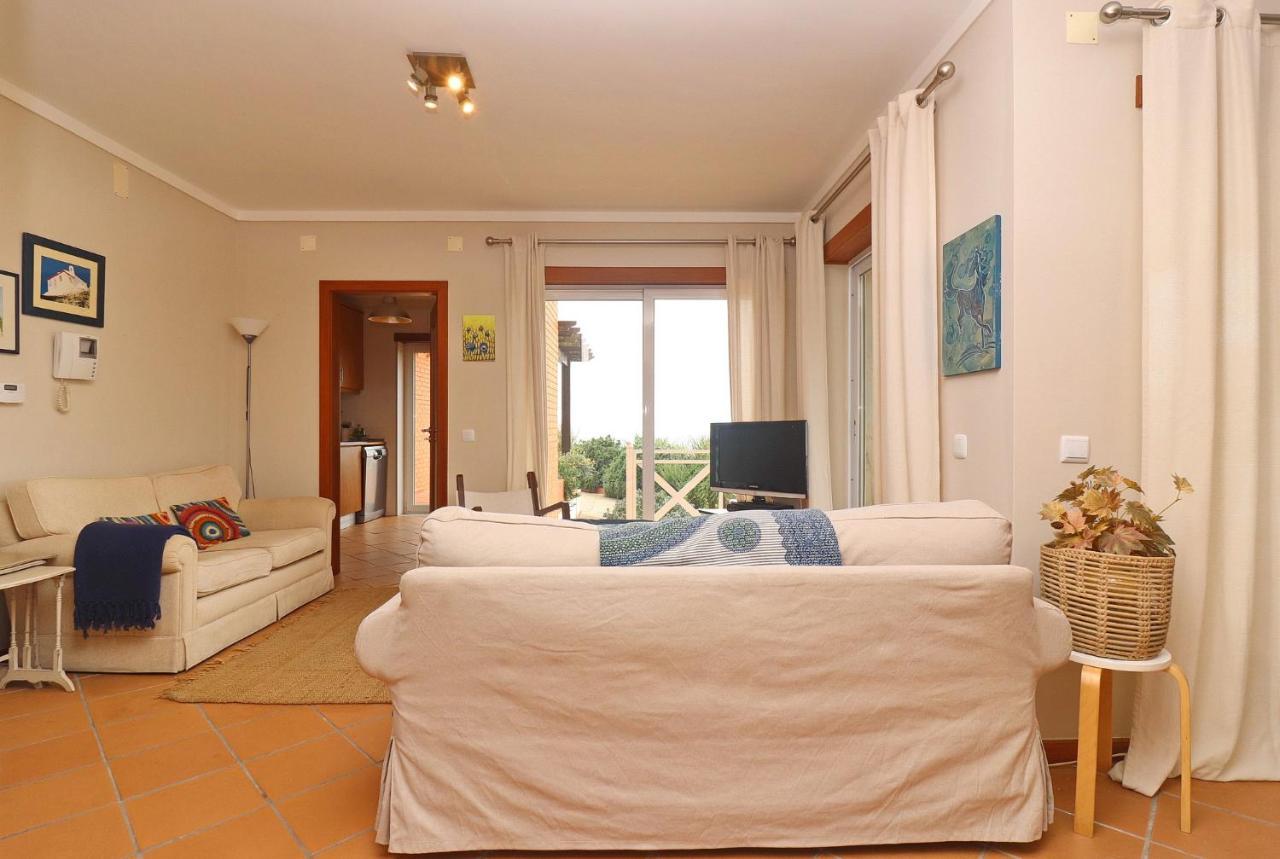 Apartamento Vista Premium Sto Antonio Sao Martinho do Porto Luaran gambar
